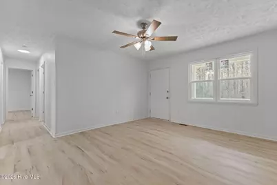 2557 Martin Luther King Drive, Elizabethtown, NC 28337 - Photo 15
