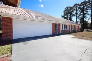 580 Koonce Fork Rd, Richlands, NC 28574 - Photo 5