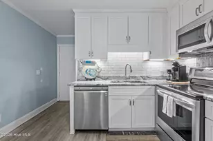 1404 Canal Dr, Carolina Beach, NC 28428 - Photo 11