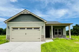 417 Creeks Edge Dr, Pikeville, NC 27863 - Photo 1