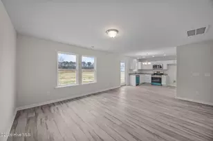 107 W Highland Ave, Kinston, NC 28501 - Photo 7