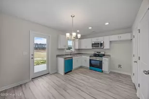 107 W Highland Ave, Kinston, NC 28501 - Photo 9