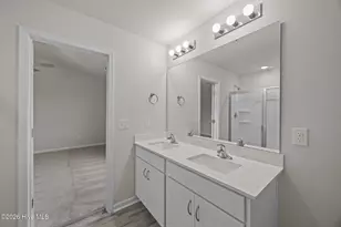 107 W Highland Ave, Kinston, NC 28501 - Photo 27