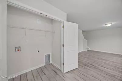 107 W Highland Avenue, Kinston, NC 28501 - Photo 13