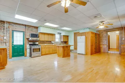 201 N Wilmington Street, Richlands, NC 28574 - Photo 43