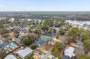 127 NW 18th St, Oak Island, NC 28465 - Photo 3