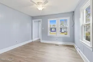 409 Perry St, Elizabeth City, NC 27909 - Photo 15