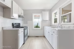 409 Perry St, Elizabeth City, NC 27909 - Photo 19