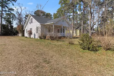 92 S Elm Street, Clarkton, NC 28433 - Photo 5