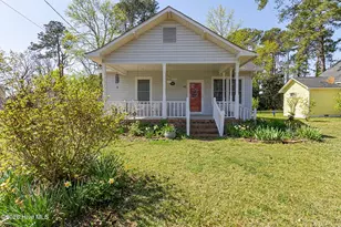 92 S Elm St, Clarkton, NC 28433 - Photo 1