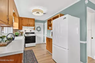 427 6th St, Sunset Beach, NC 28468 - Photo 7
