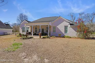 204 Nottingham Ln, Morehead City, NC 28557 - Photo 9