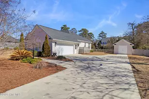 204 Nottingham Ln, Morehead City, NC 28557 - Photo 45