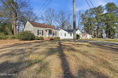 205 N Thompson Street, Whiteville, NC 28472 - Photo 3
