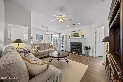 4294 Cherry Laurel Drive SE, Southport, NC 28461 - Photo 9