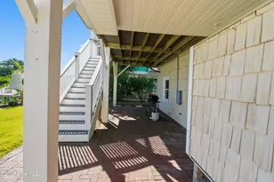 160 Sailfish Dr, Holden Beach, NC 28462 - Photo 31