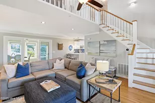 160 Sailfish Dr, Holden Beach, NC 28462 - Photo 3