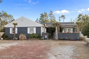 713 James Dr, Newport, NC 28570 - Photo 1