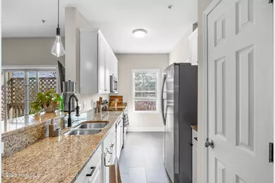 123 Covil Avenue #Unit 302, Wilmington, NC 28403 - Photo 11