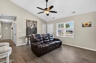 127 Glenwood Dr, Hubert, NC 28539 - Photo 5