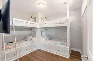 291 W 2nd St, Ocean Isle Beach, NC 28469 - Photo 23