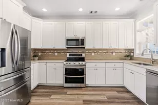 291 W 2nd St, Ocean Isle Beach, NC 28469 - Photo 11
