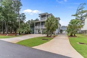 303 McGlamery St, Oak Island, NC 28465 - Photo 5