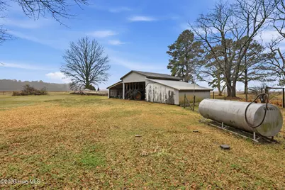 2407 Peartree Road, Elizabeth City, NC 27909 - Photo 29