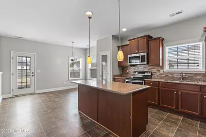 108 Moss Creek Drive, Jacksonville, NC 28540 - Photo 7