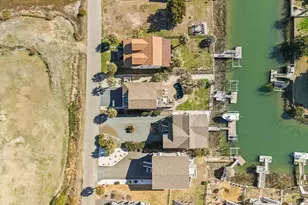 172 Sailfish St, Holden Beach, NC 28462 - Photo 7