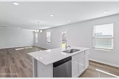 108 Nesbitt Court, Jacksonville, NC 28546 - Photo 5