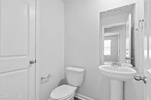 108 Nesbitt Ct, Jacksonville, NC 28546 - Photo 9