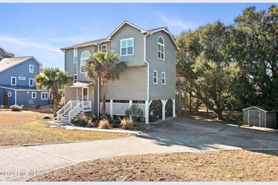106 Wyndward Court, Emerald Isle, NC 28594 - Photo 1