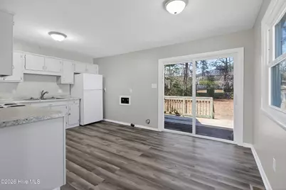 309 Lakewood Drive, Jacksonville, NC 28546 - Photo 7