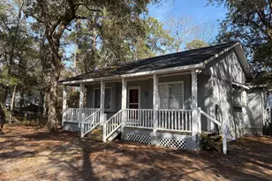 114 NW 23rd St, Oak Island, NC 28465 - Photo 5