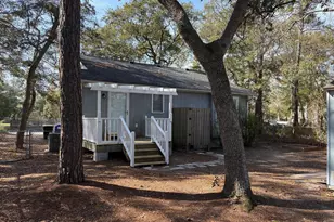 114 NW 23rd St, Oak Island, NC 28465 - Photo 9
