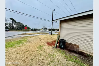 100 Earl Avenue, Beaufort, NC 28516 - Photo 3
