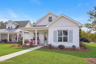 332 Cornubia Dr, Castle Hayne, NC 28429 - Photo 3