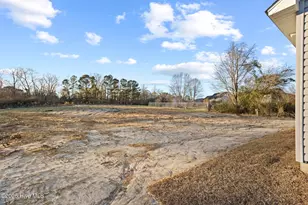 409 Wade Dr, Richlands, NC 28574 - Photo 37