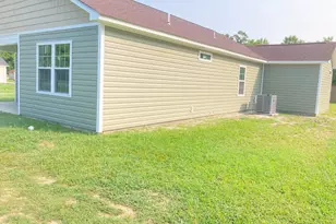 752 North Carolina 55 Hwy W, New Bern, NC 28560 - Photo 9