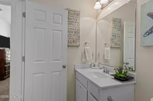 505 Village Green Dr, Morehead City, NC 28557 - Photo 9
