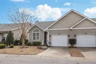 505 Village Green Dr, Morehead City, NC 28557 - Photo 3