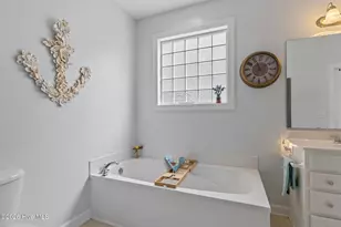 505 Village Green Dr, Morehead City, NC 28557 - Photo 31