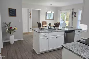 108 Willowbend Dr, Burgaw, NC 28425 - Photo 11