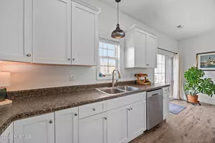 836 Queens Creek Rd, Hubert, NC 28539 - Photo 7