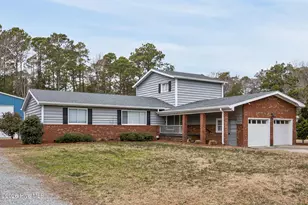 109 Pinewood Dr, Newport, NC 28570 - Photo 3