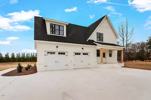 2827 Landing Cir, Grimesland, NC 27837 - Photo 5