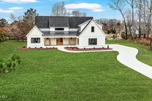 2827 Landing Cir, Grimesland, NC 27837 - Photo 69