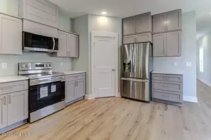447 Factory Rd, Hampstead, NC 28443 - Photo 3