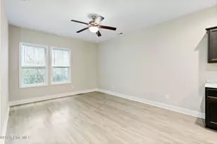 212 N Stingray Ln, Sneads Ferry, NC 28460 - Photo 15